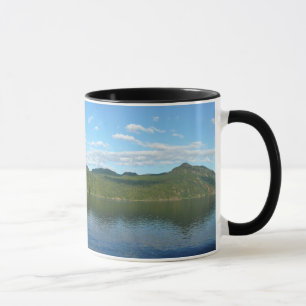 Caneca Costa da Colúmbia Britânica no Canadá Cênico