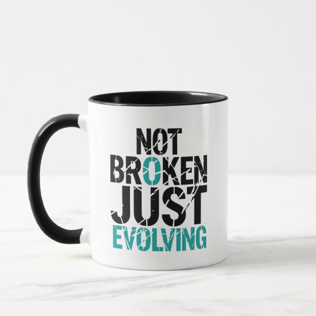 Caneca Cota de Recuperação da Saúde Mental Não Quebrada (Esquerda)