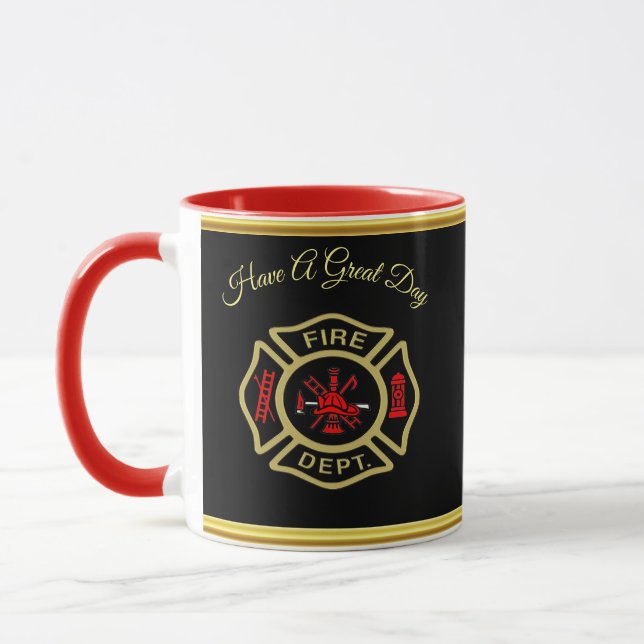 Caneca Crachá de fundo e logotipo Dourado (Esquerda)