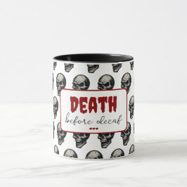 Caneca Crânio Gótico "Morte Antes do Decaf" | Estranho En