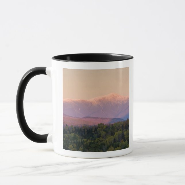 Caneca Crepúsculo e Monte Washington em New Hampshire (Esquerda)