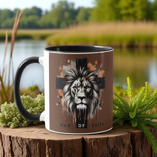 Caneca Cristão - Leão com Cruz, Homem de Fé (Criador carregado)