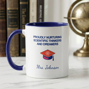 Caneca Cultivando Pensadores Científicos e Sonhadores com