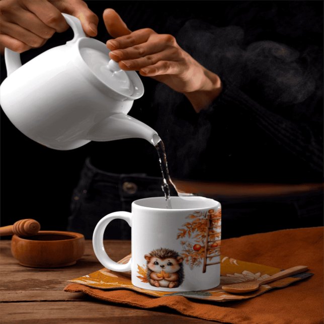 Caneca Cute Autumn Hedgehog with Harvest Ladder Illustrat (Criador carregado)