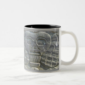 caneca da cabeça de morte