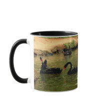 Caneca da cisne preta