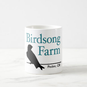 Caneca da fazenda do Birdsong - andorinha