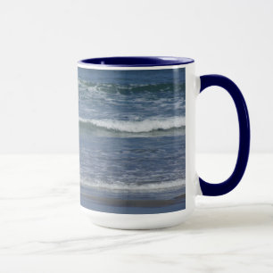Caneca da gaivota do oceano