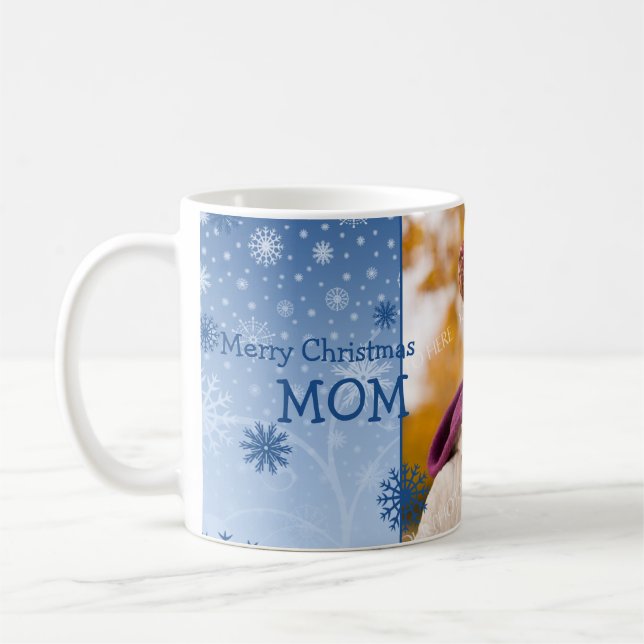 Caneca da mamã do Feliz Natal dos flocos de neve (Esquerda)