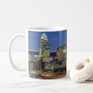Caneca da skyline de Cincinnati