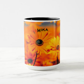 Caneca Daisy com Flores Laranja