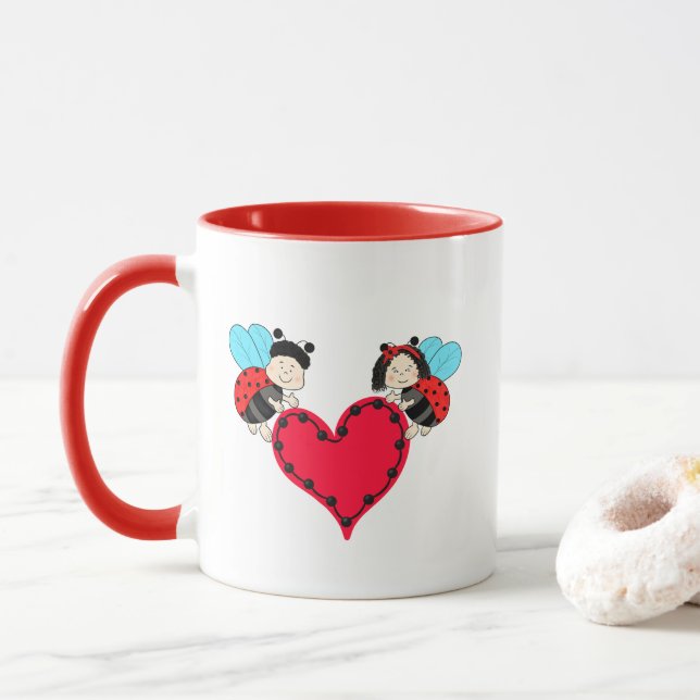 Caneca Damybugs de coração (Com Donut)