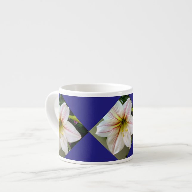 caneca de café (Frente Esquerda)