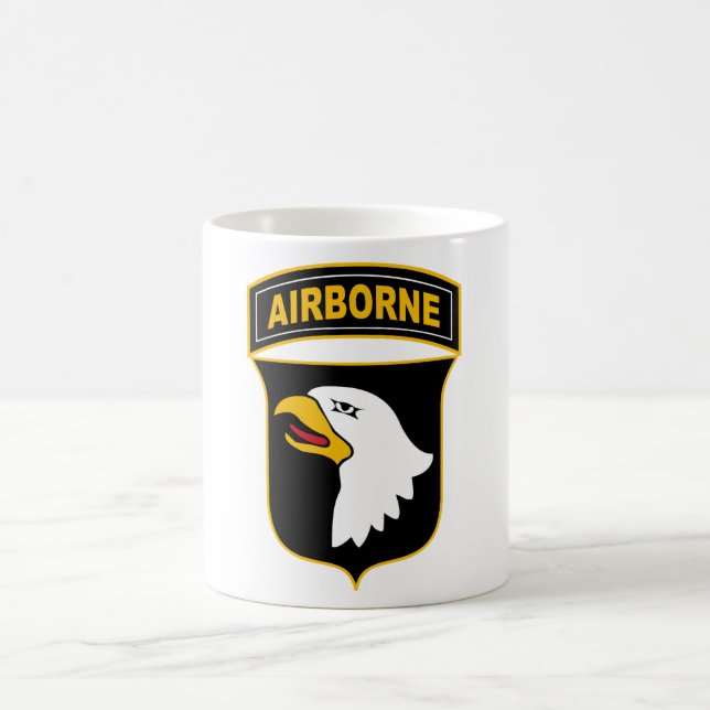 Caneca De Café 1010 Veterano Militar da Divisão de Aeronaves (Centro)