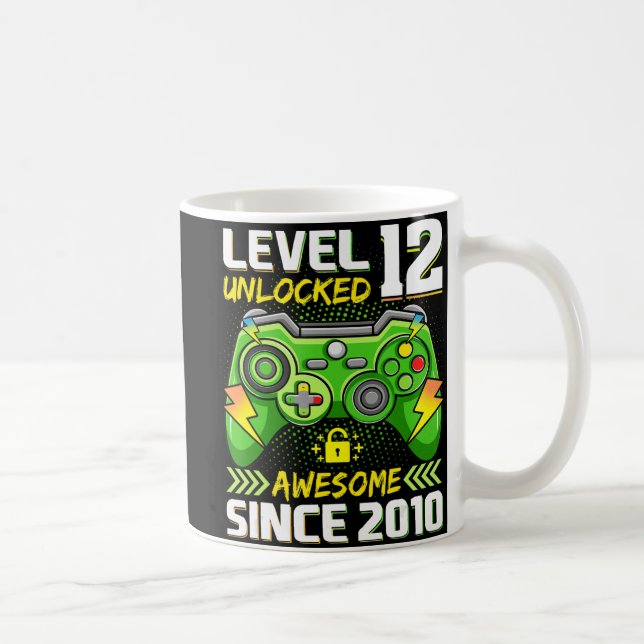 Caneca De Café 12th Birthday Gift Level 12 Unlocked Awesome 2010  (Direita)