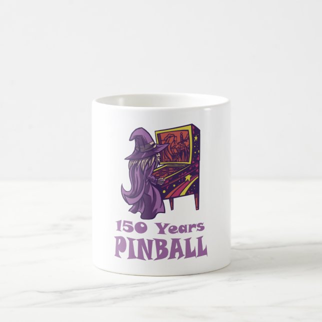Caneca De Café 150 Anos de Arcade do Assistente de Pinball (Centro)