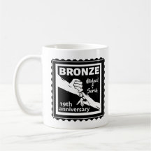 19.º aniversário de casamento de mãos dadas