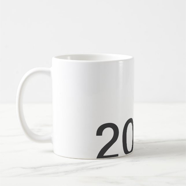 Caneca De Café 2026 2027 2028 name title here year bold letter  (Esquerda)