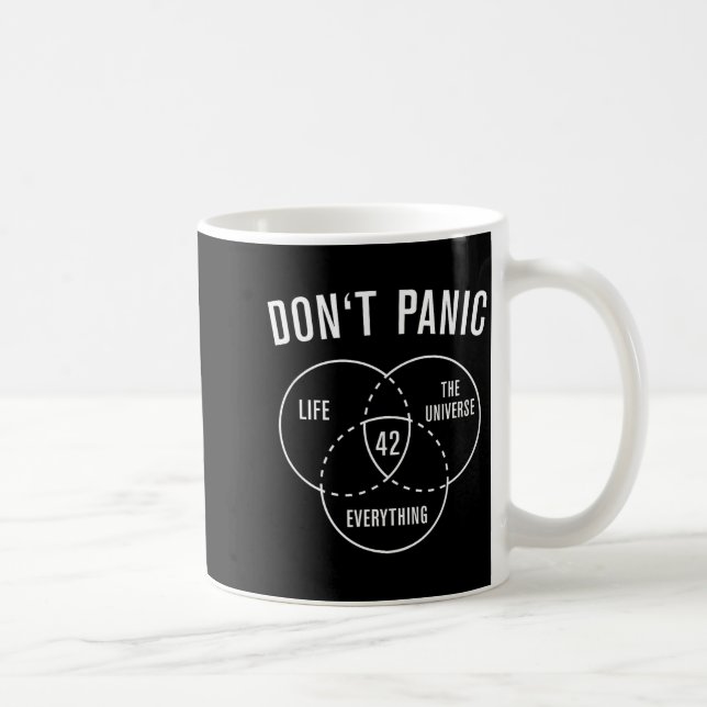 Caneca De Café 42 Answer To Life Universe And Everything Don't Pa (Direita)