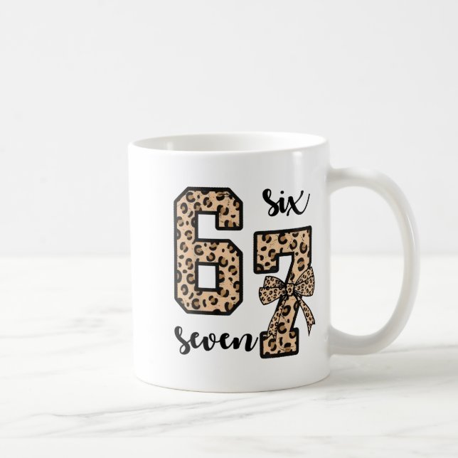 Caneca De Café 67 Christmas 6 7 Six Seven Meme 67 Leopard Cheetah (Direita)