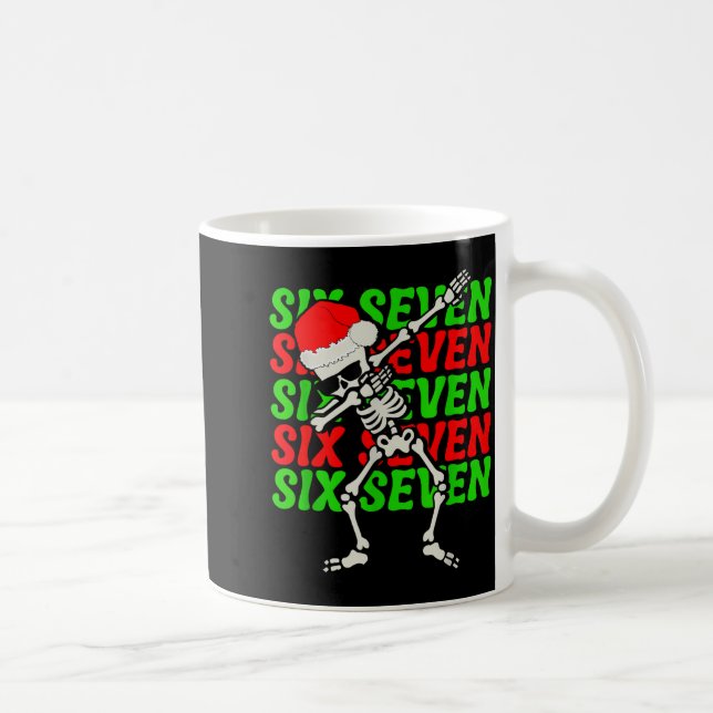 Caneca De Café 67 Christmas Funny Six Seven Meme Brainrot Dabbing (Direita)
