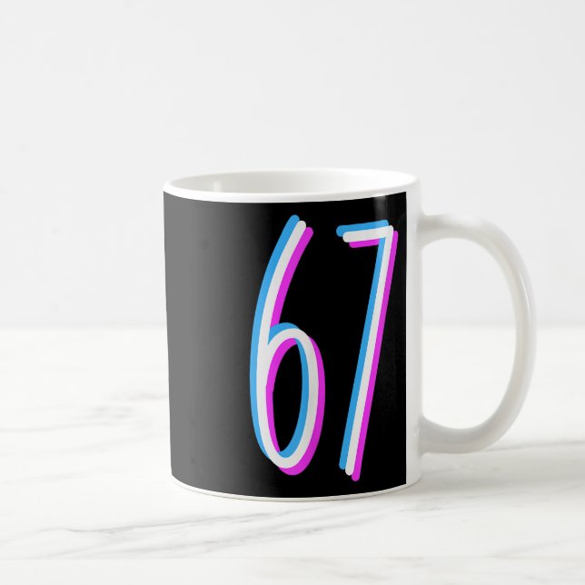 Caneca De Café 67 Meme 6 7 Fantasia de Número Seis Sete  (Direita)