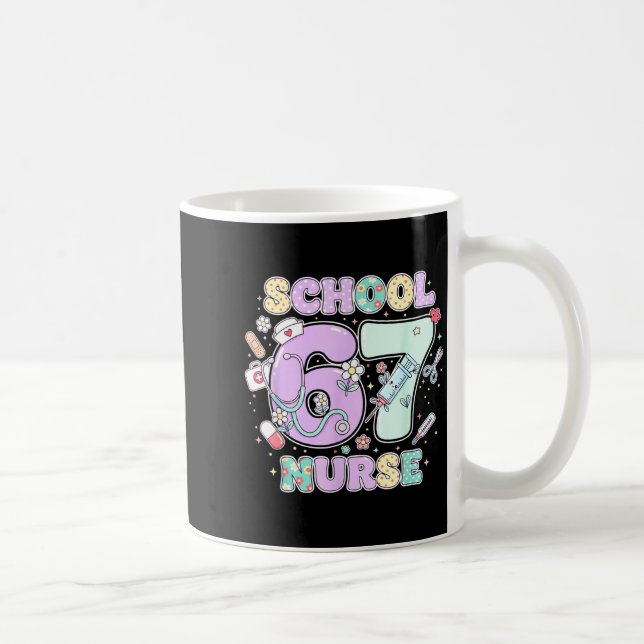 Caneca De Café 67 Meme Enfermeira Escolar Divertida Seis Sete Mem (Direita)