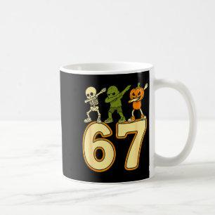 Caneca De Café 67 Meme Engraçado Números de Halloween Seis Sete H