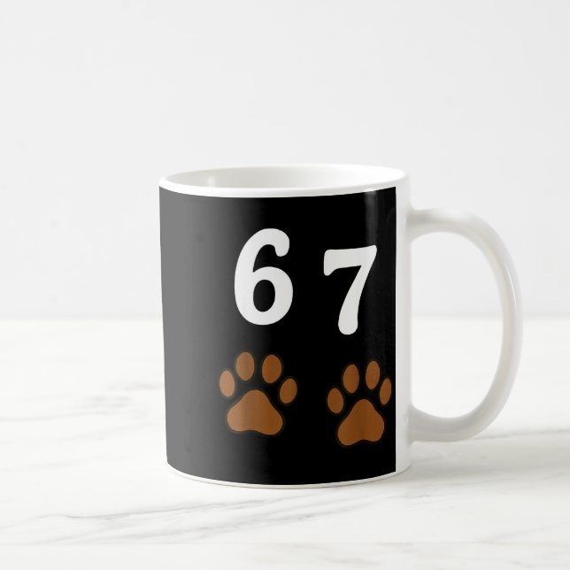 Caneca De Café 67 Meme Six Seven Funny Dog Paw  (Direita)