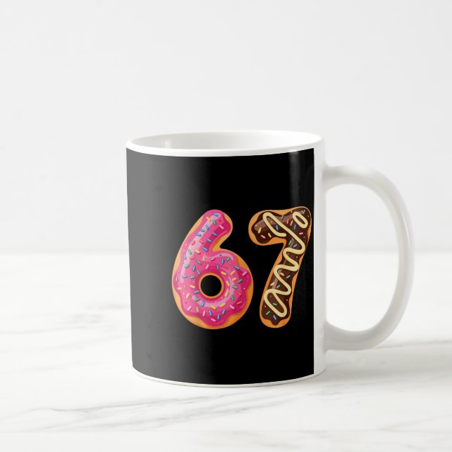 Caneca De Café 67 Seis Sete Donut Meme Engraçado Doce Sprinkles  (Direita)