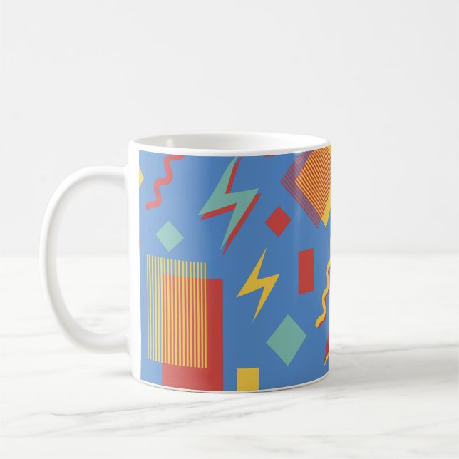 Caneca De Café 90s padrão perfeito. Fundo Memphis. Geometri (Esquerda)