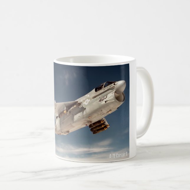 CANECA DE CAFÉ A-7E CORSAIR II (Frente Esquerda)
