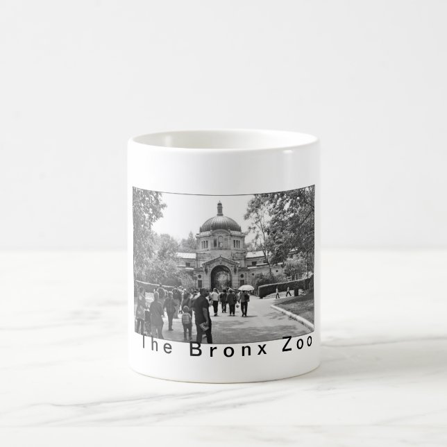 Caneca De Café A entrada do jardim zoológico de Bronx (Centro)