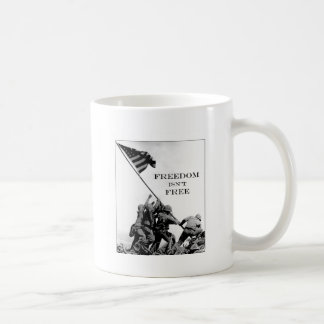 Caneca De Café A liberdade não está livre