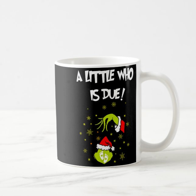 Caneca De Café A Little Who Is Due Funny Christmas Pregnancy Anno (Direita)