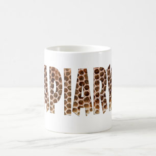 Caneca De Café A palavra Apiário com uma sobreposição de favo de
