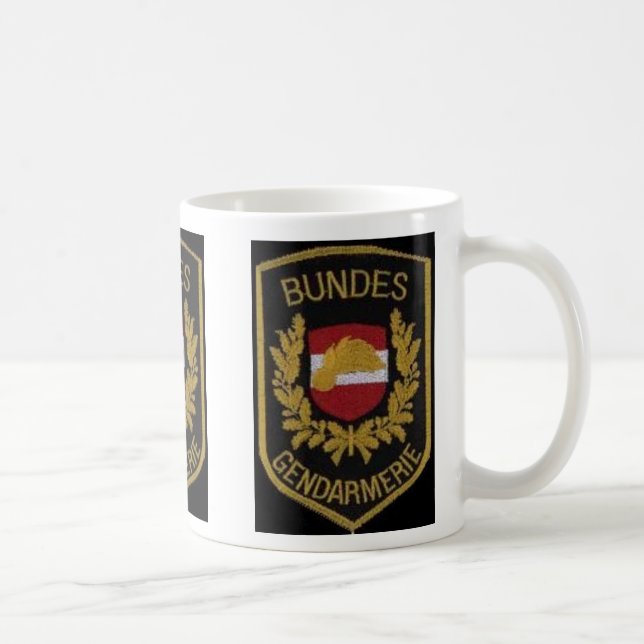 CANECA DE CAFÉ A POLÍCIA NACIONAL AUSTRÍACA AGRIDE (Direita)