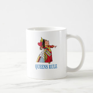 Caneca De Café A Rainha do Coração declara, "Regra de Queens!"