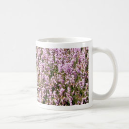 Caneca De Café A urze floresce a vista bonita