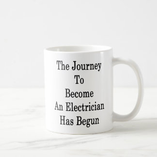 Caneca De Café A viagem para assentar bem em um eletricista