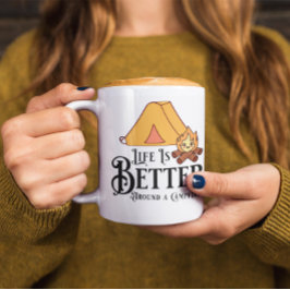 Caneca De Café A vida é melhor em torno de uma fogueira