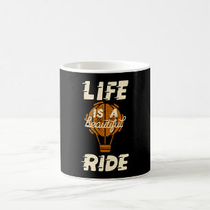Caneca De Café A Vida É Uma Viagem Bonita
