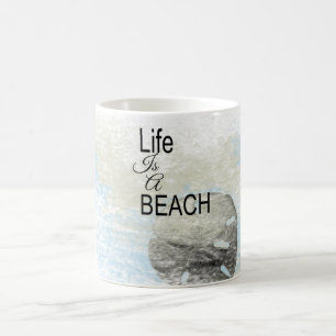 Caneca De Café A vida é umas citações da praia com dólar de a
