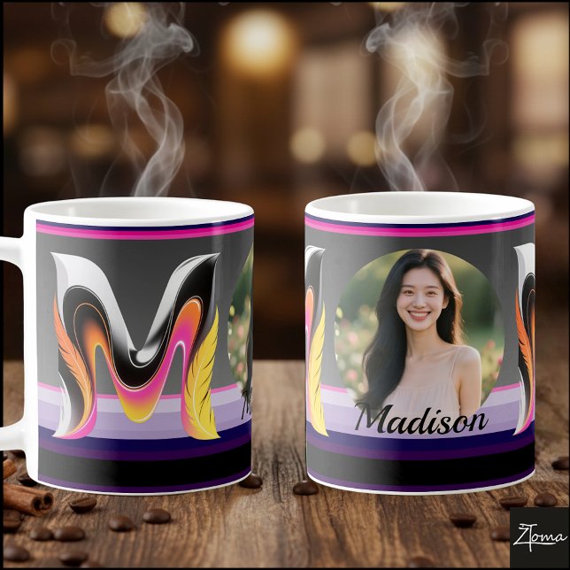 Caneca De Café Abstract Fluid Letter M Neon Feather (This is a sample design. There are several models to choose from, with the name and color changed.
)