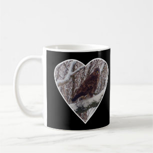 Caneca De Café Abutre de Inverno no Ramo Nevado em Moldura de Cor