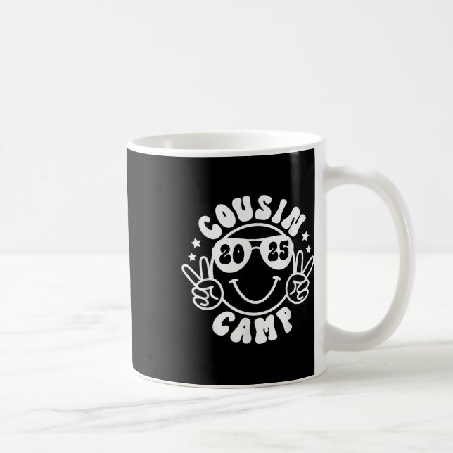 Caneca De Café Acampamento de Primos 2025 Acampante Acampamento F (Direita)