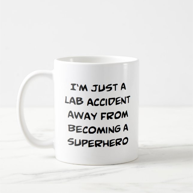 Caneca De Café acidente de laboratório com super-heróis (Esquerda)