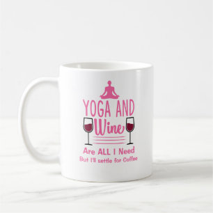 Caneca De Café Adicione o nome ou o seu texto Yoga precisa de vin