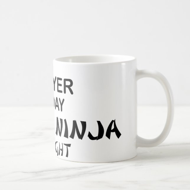 Caneca De Café Advogado Ninja mortal em a noite (Direita)