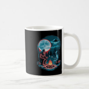 Caneca De Café Alienígena Engraçado E Pé Grande Caminhando Na Lua